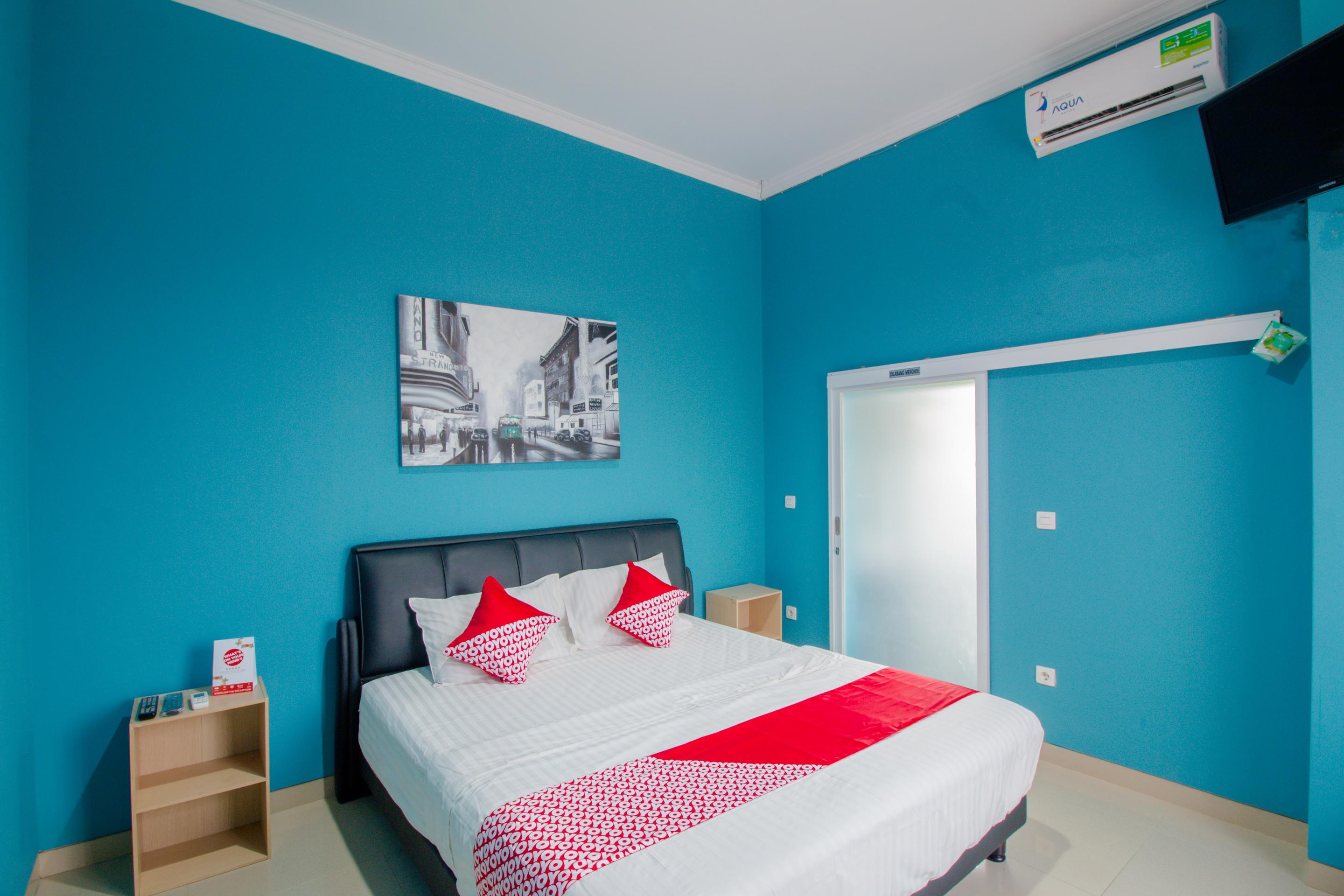 Oyo 871 Aira Costel Hotel Cianjur Ngoại thất bức ảnh