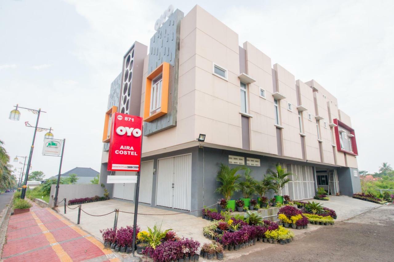 Oyo 871 Aira Costel Hotel Cianjur Ngoại thất bức ảnh